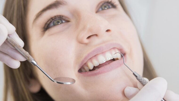 Implantologia dentale: in cosa consiste?